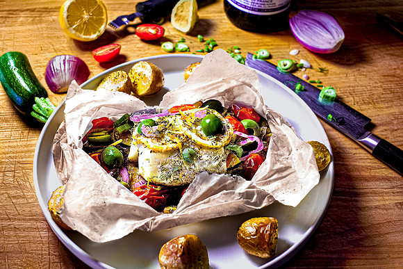 food-photo-cod-en-papillote-fish-parchment.jpg